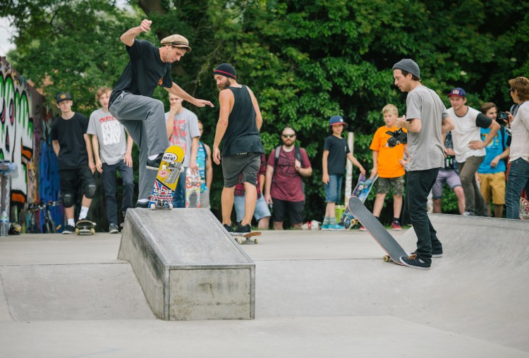 Louie Barletta, Blunt Fakie, Photo: CJ.