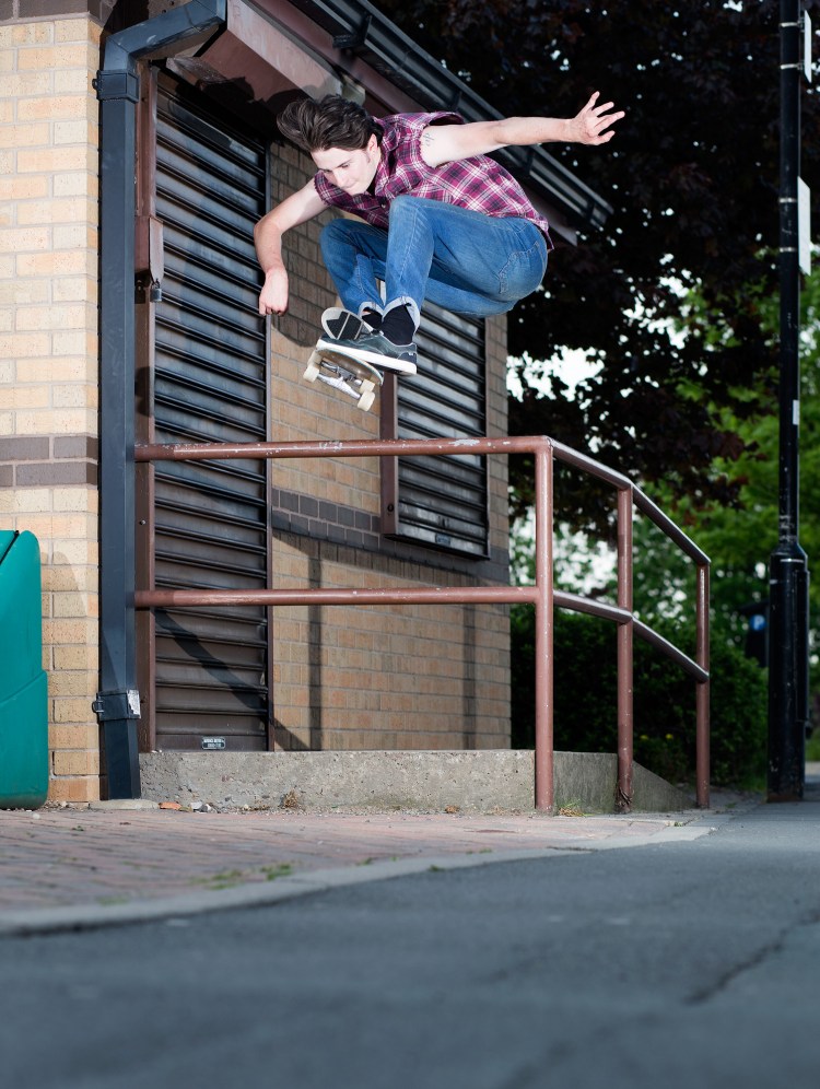 MylesRushforthOllieBumpToBar