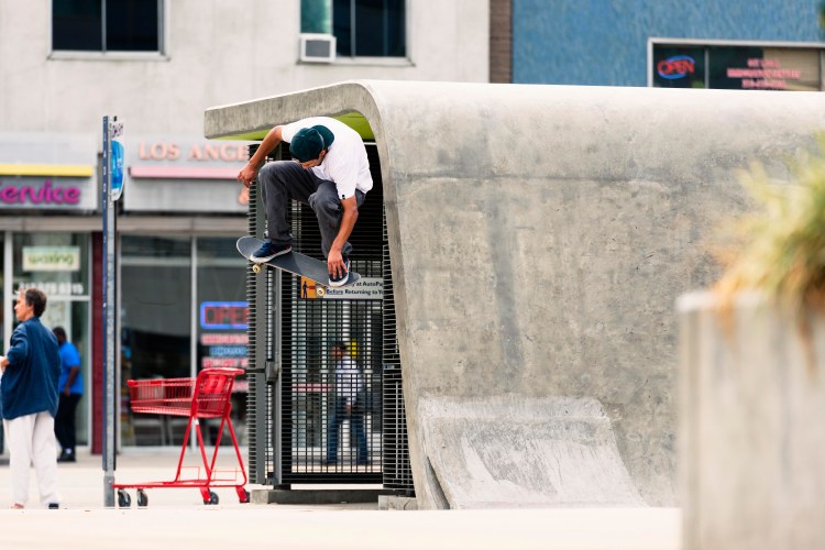Vincent Alvarez, Switch Wallie, Downtown LA, Photo - Colen