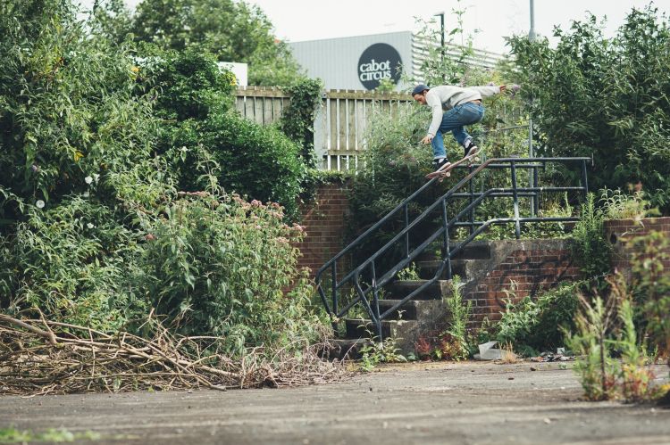 ryan-lay-backside-5050-bristol-photo-chris-johnson-sidewalk-magazine-tea-tapas-and-tres-tour-interview